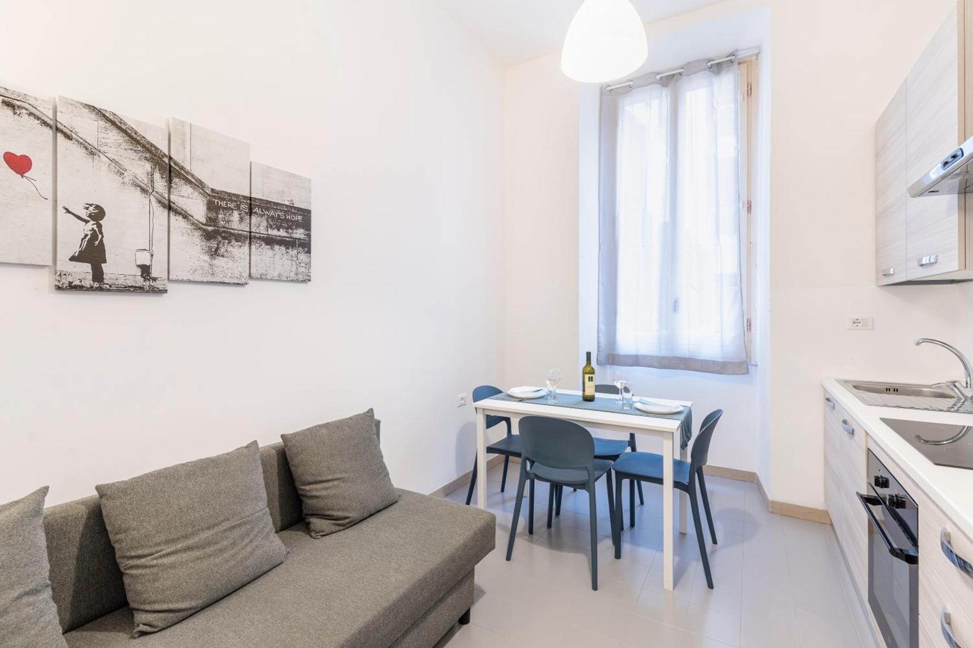 Hostly - Michelangelo Midtown-center Of Apartment Rom